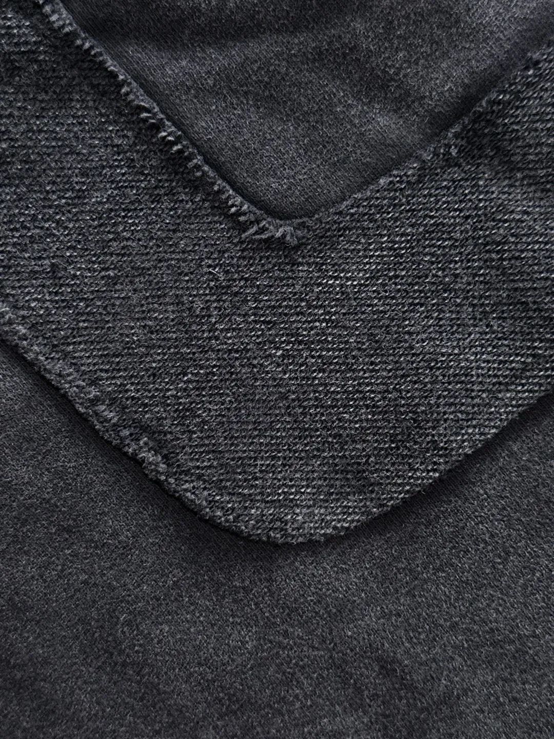 🅿️330 shipped next day, high quality Stone lsland/stone island 2025 spring and summer new style casual solid color loose shorts with elastic band, two needle stitches at the hem of the trousers, fine and firm stitching, custom-made fabrics at the counter, high breathability and comfort, impeccable details, brand element design concept, reflecting high quality. It feels delicate and soft! It presents a casual cut and the upper body shape is great! Size: S-XXL